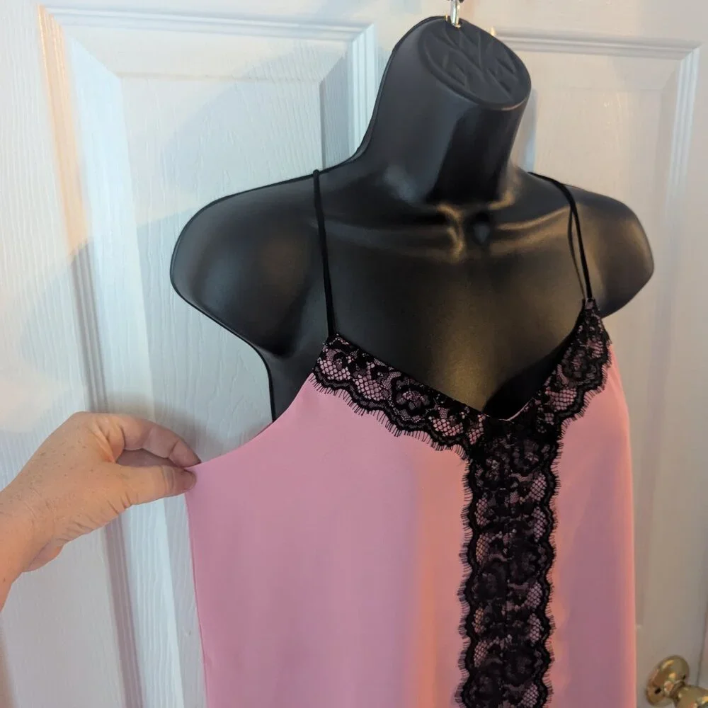 Express pink and black lace top - small - Picture 2 of 6
